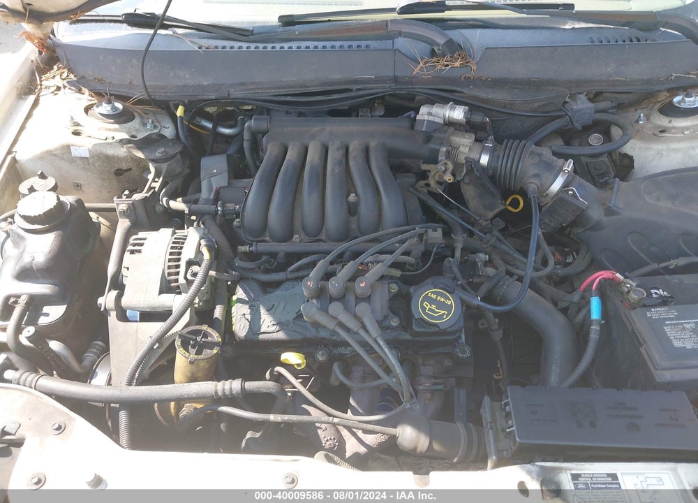 2001 FORD TAURUS SES VIN: 1FAFP55231A242439