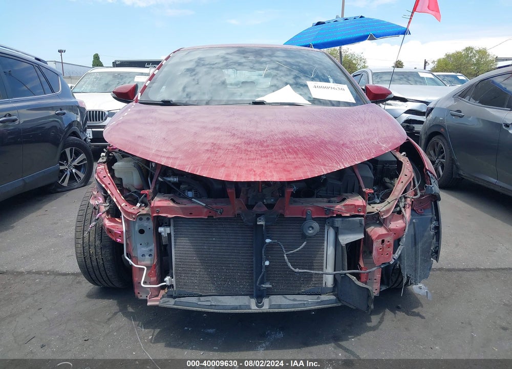 2018 TOYOTA C-HR XLE VIN: NMTKHMBX2JR035865