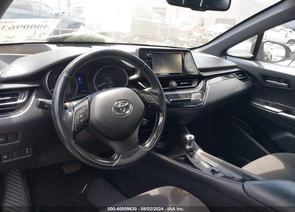 2018 TOYOTA C-HR XLE VIN: NMTKHMBX2JR035865