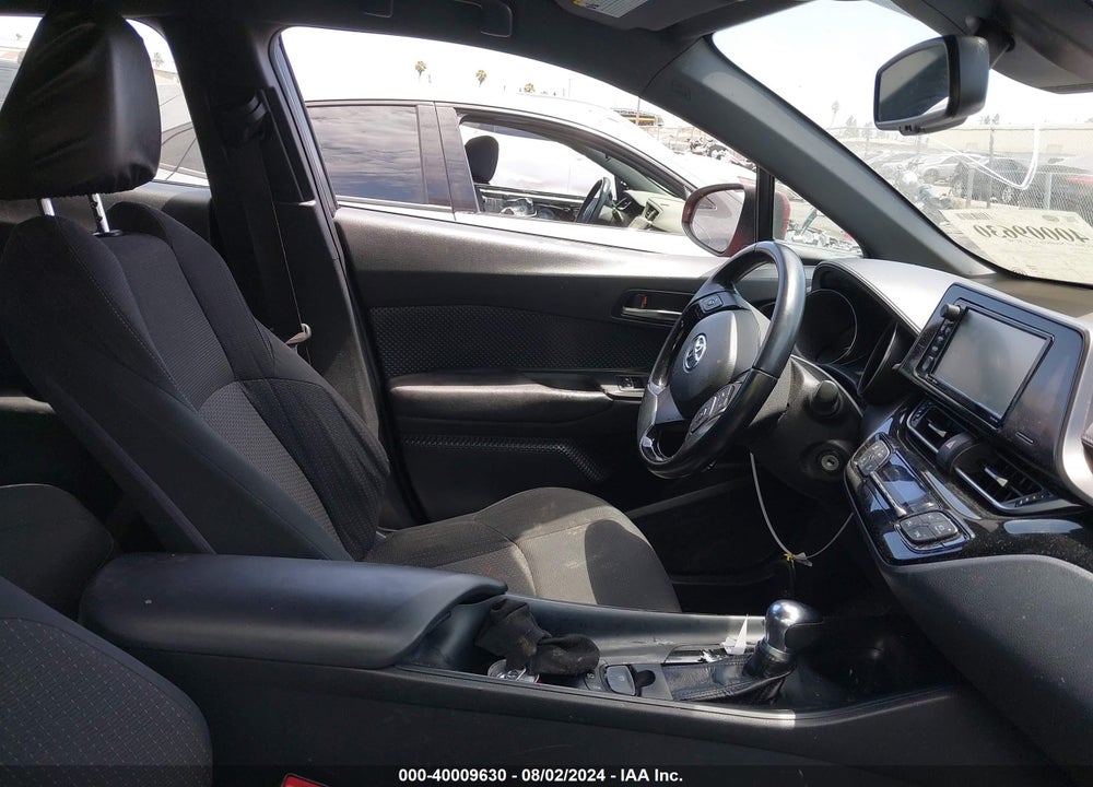 2018 TOYOTA C-HR XLE VIN: NMTKHMBX2JR035865