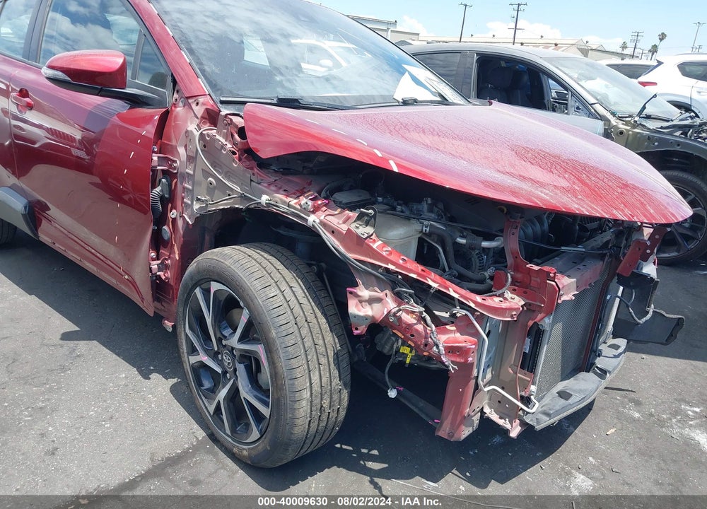 2018 TOYOTA C-HR XLE VIN: NMTKHMBX2JR035865