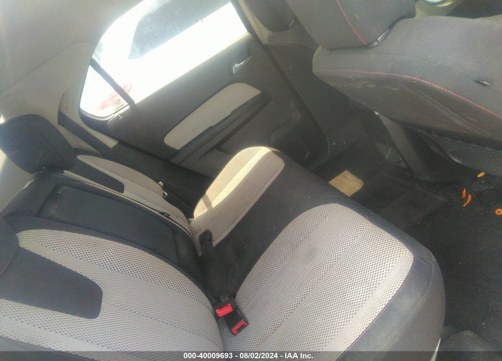 2010 CHEVROLET EQUINOX LT VIN: 2CNALDEW9A6282501