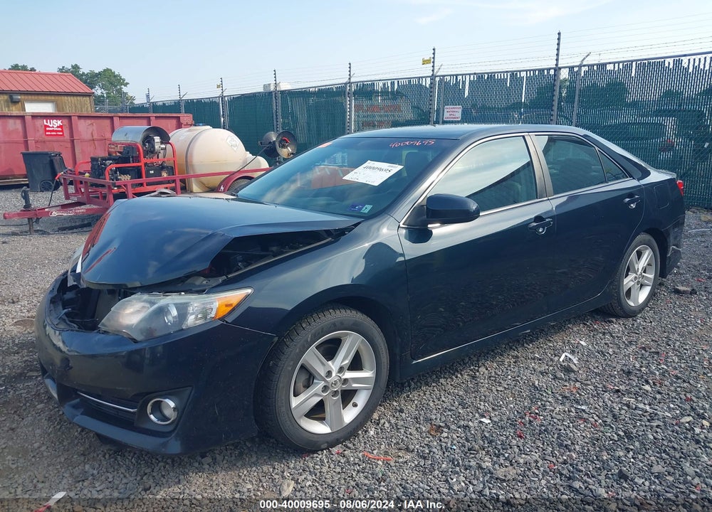 2014 TOYOTA CAMRY SE VIN: 4T1BF1FK4EU473076