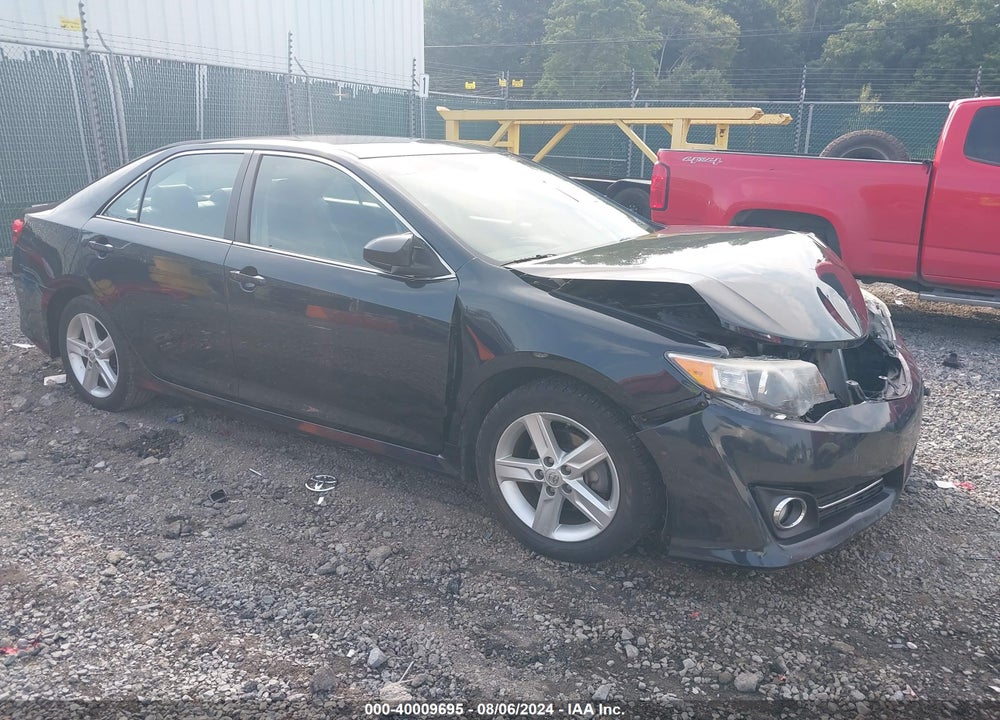 2014 TOYOTA CAMRY SE VIN: 4T1BF1FK4EU473076