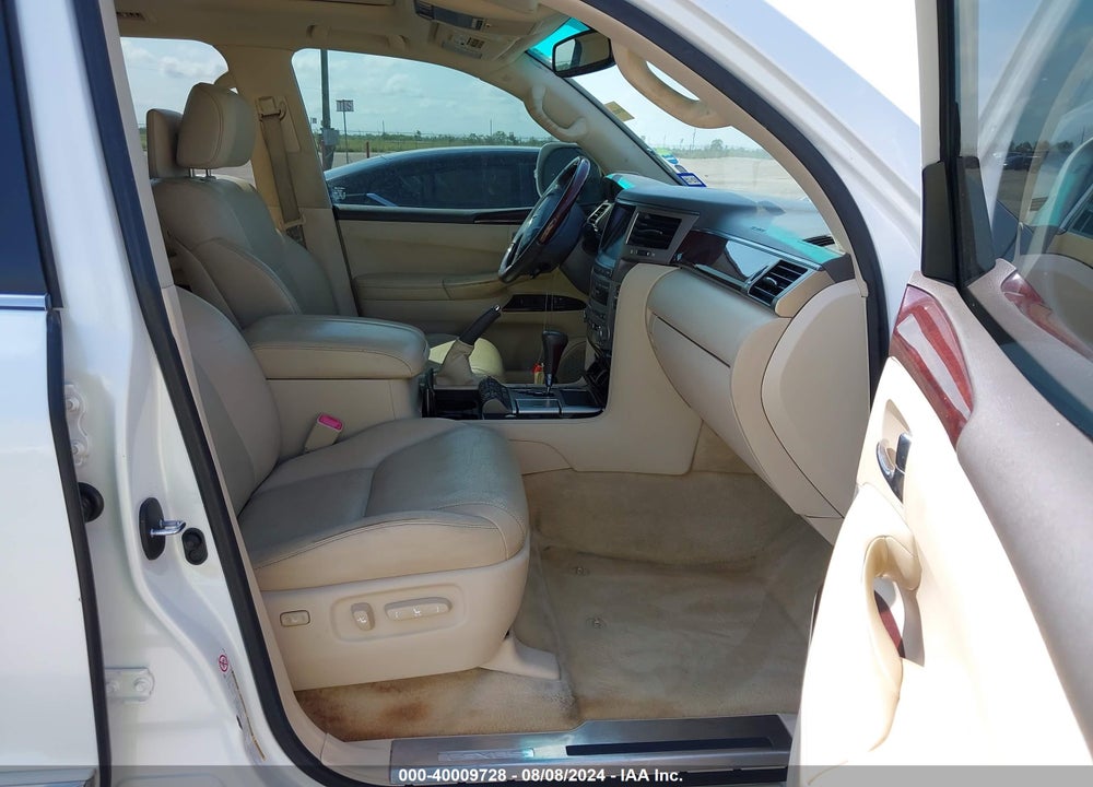 2014 LEXUS LX 570 VIN: JTJHY7AX5E4160128