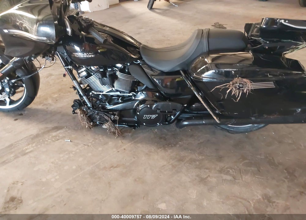 2024 HARLEY-DAVIDSON FLHX VIN: 1HD1KB71XRB624266
