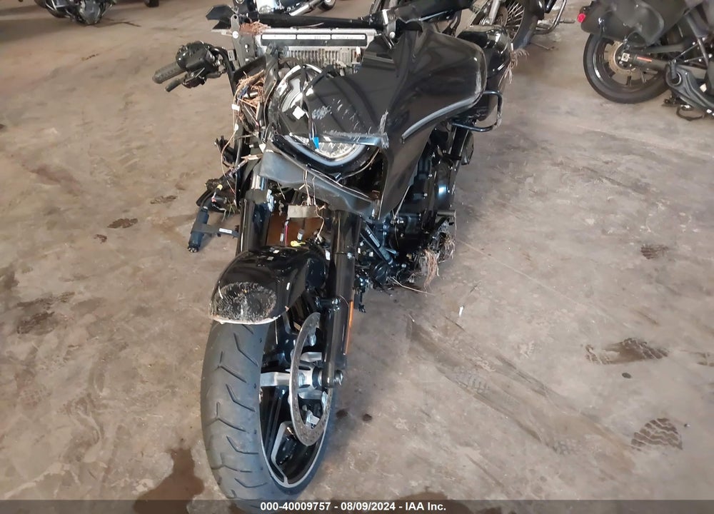 2024 HARLEY-DAVIDSON FLHX VIN: 1HD1KB71XRB624266