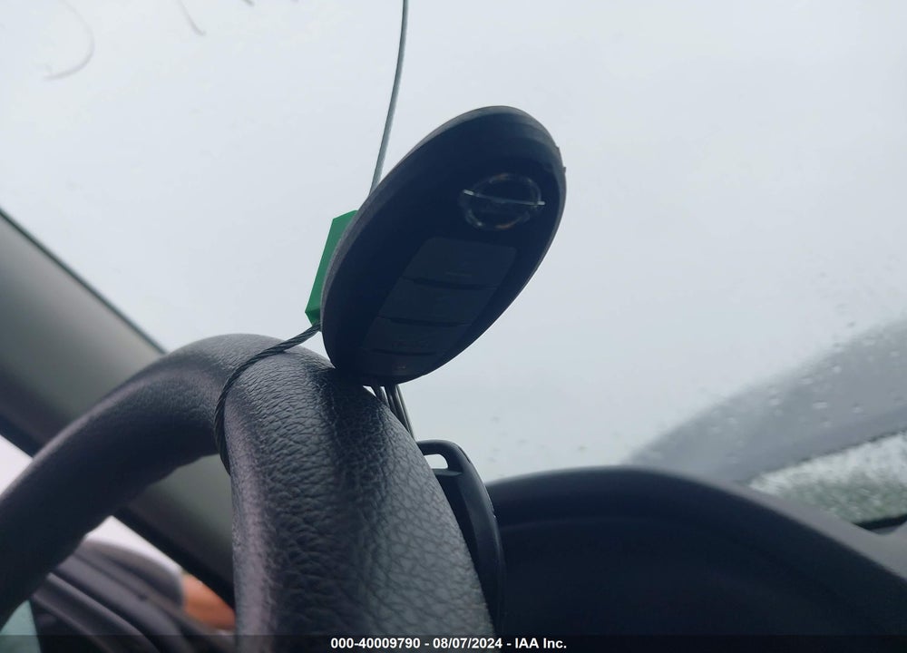2014 NISSAN ROGUE SV VIN: 5N1AT2MK1EC807406