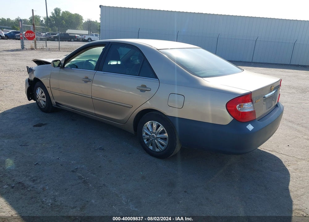 2002 TOYOTA CAMRY LE VIN: 4T1BE32K92U040997