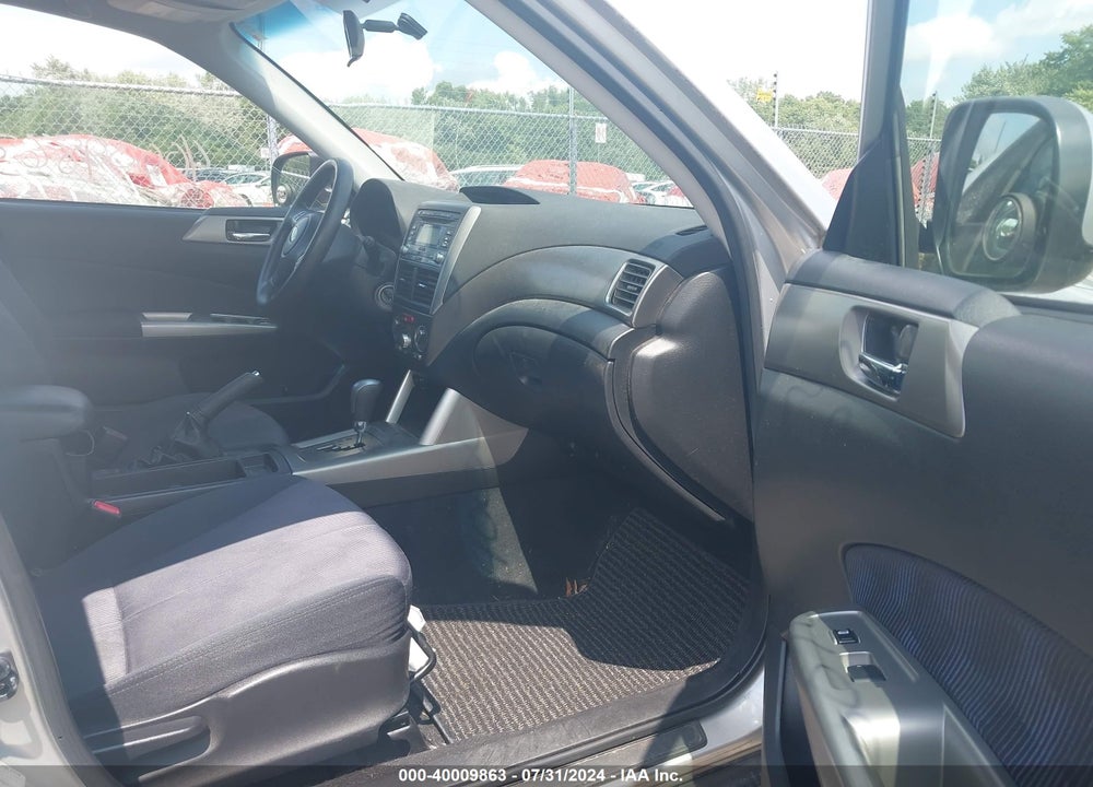 2010 SUBARU FORESTER 2.5X PREMIUM VIN: JF2SH6CCXAH713082