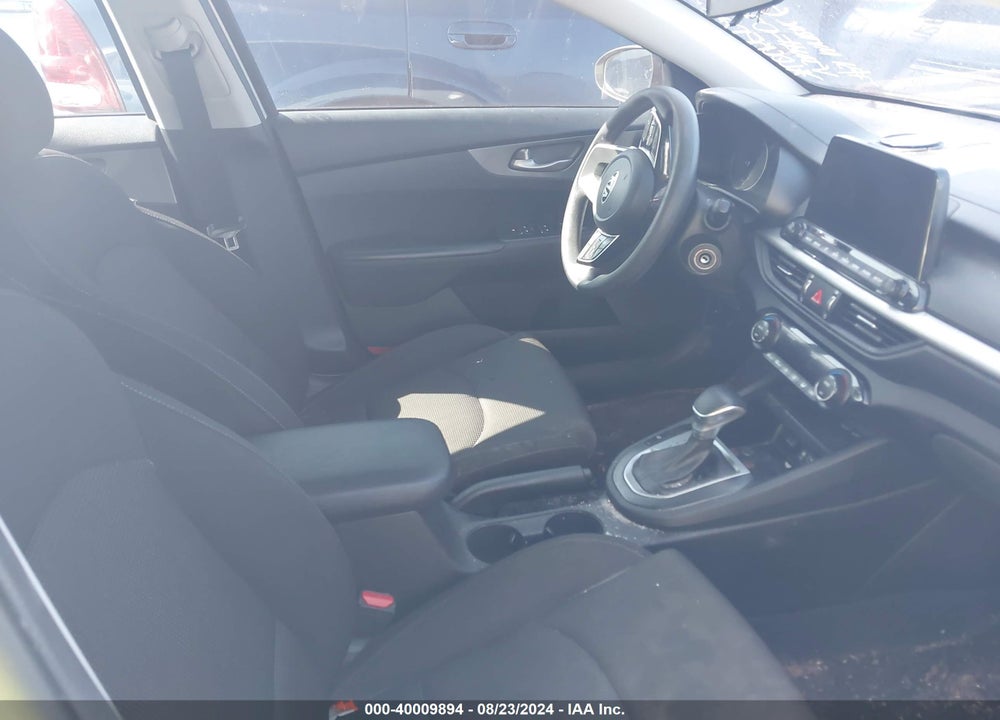 2019 KIA FORTE LXS VIN: 3KPF24AD8KE076735