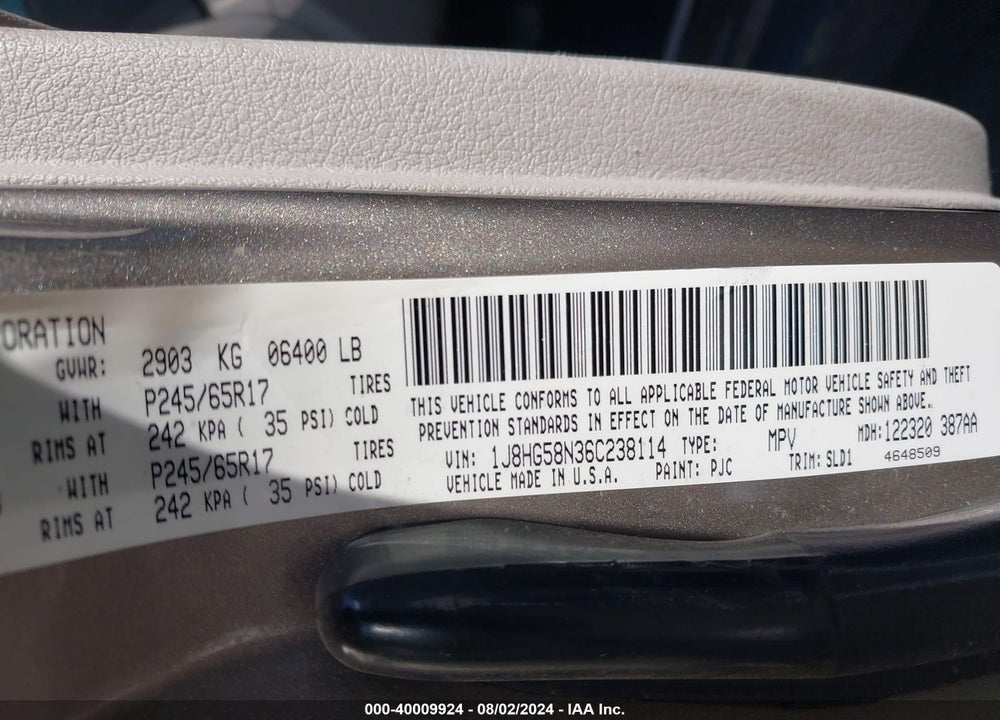 2006 JEEP COMMANDER LIMITED VIN: 1J8HG58N36C238114