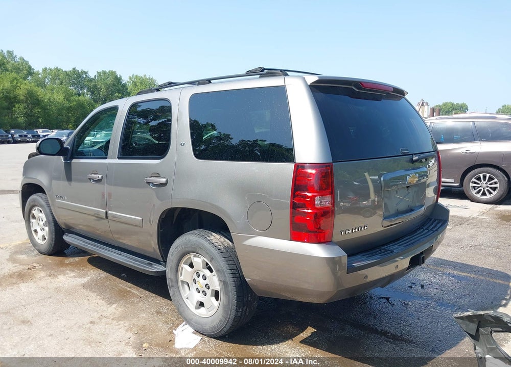 2007 CHEVROLET TAHOE LT VIN: 1GNFK130X7J268023