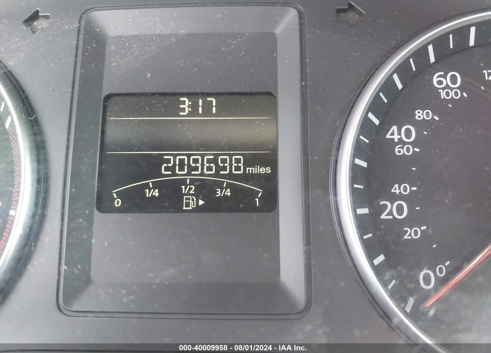 2014 VOLKSWAGEN JETTA 1.8T SE VIN: 3VWD17AJ5EM245988