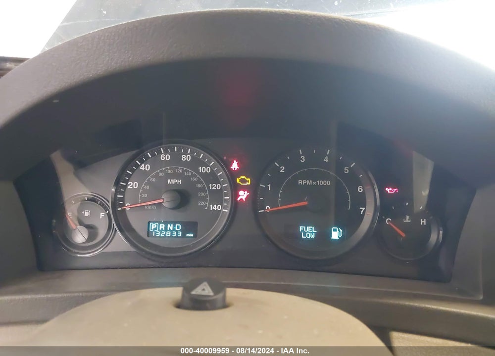 2005 JEEP GRAND CHEROKEE LAREDO VIN: 1J4HR48N85C703118