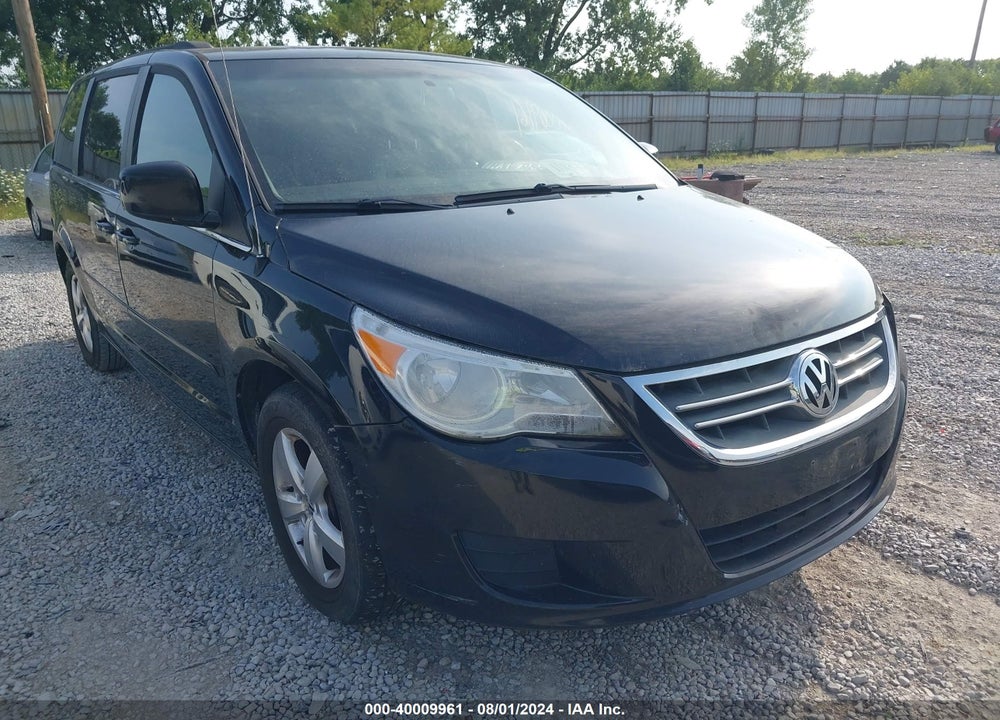 2011 VOLKSWAGEN ROUTAN SE VIN: 2V4RW3DG8BR625842