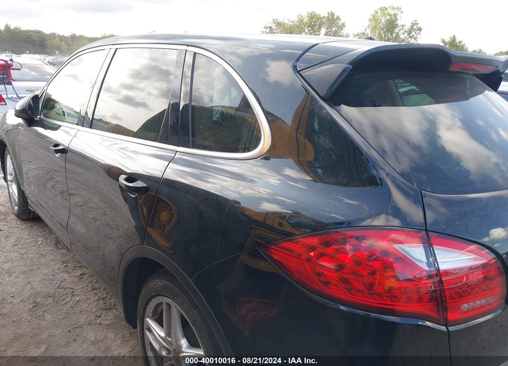 2013 PORSCHE CAYENNE S VIN: WP1AB2A23DLA85624