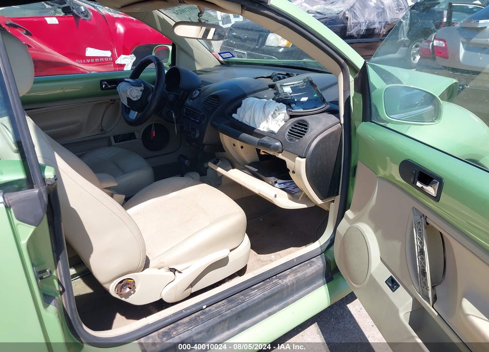 2004 VOLKSWAGEN NEW BEETLE GLS 1.8T VIN: 3VWCD21Y14M302785