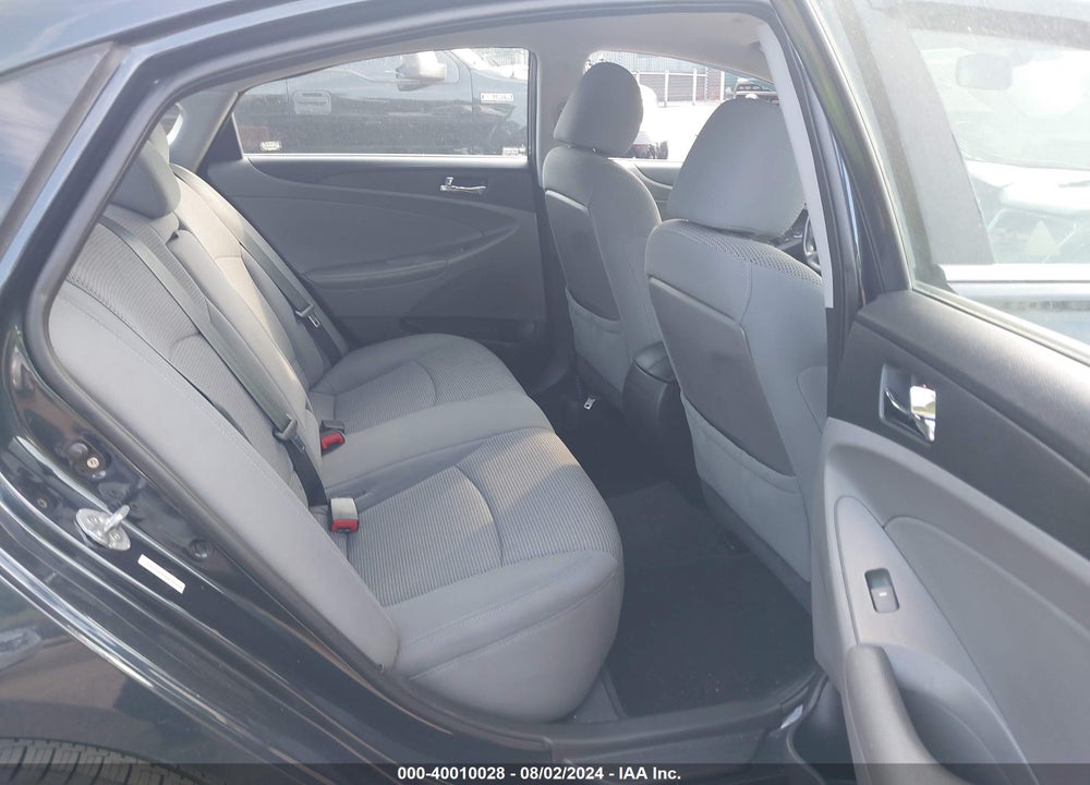 2011 HYUNDAI SONATA VIN: 5NPEB4ACXBH099450