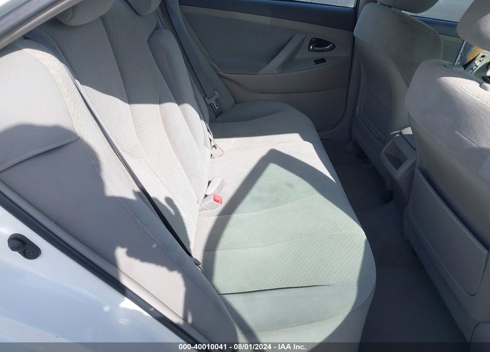 2008 TOYOTA CAMRY LE VIN: 4T4BE46K68R041684