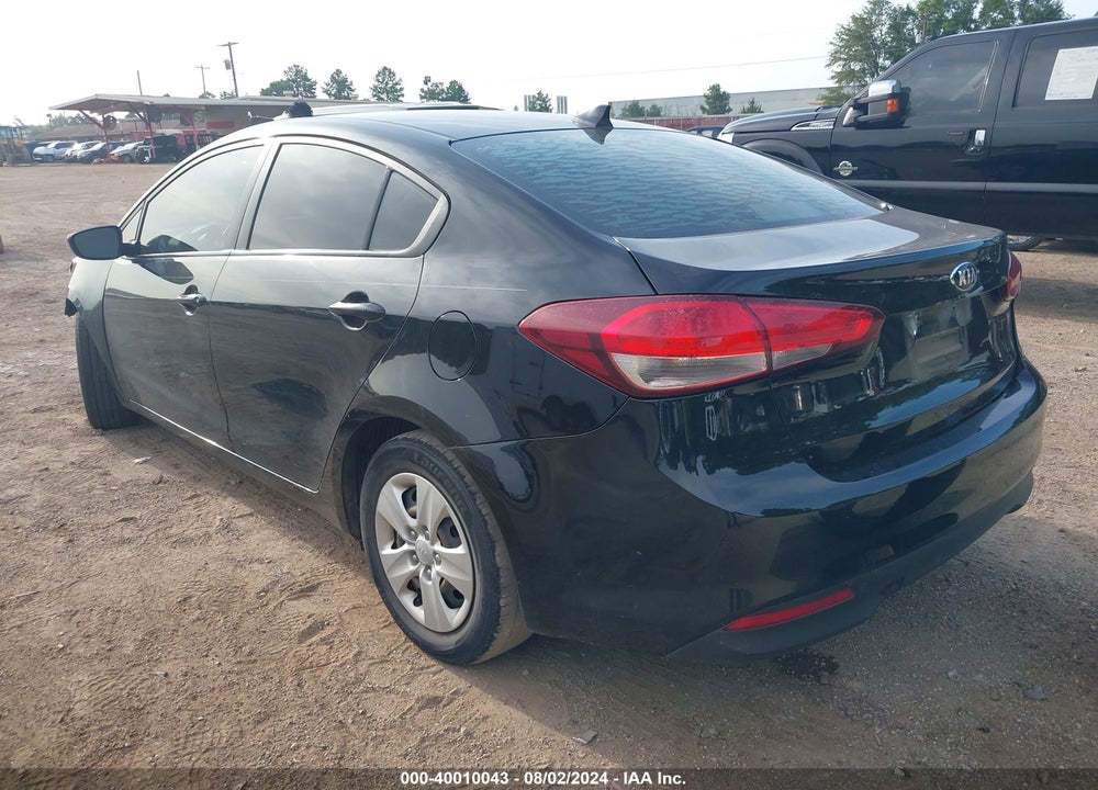 2017 KIA FORTE LX VIN: 3KPFK4A77HE065597