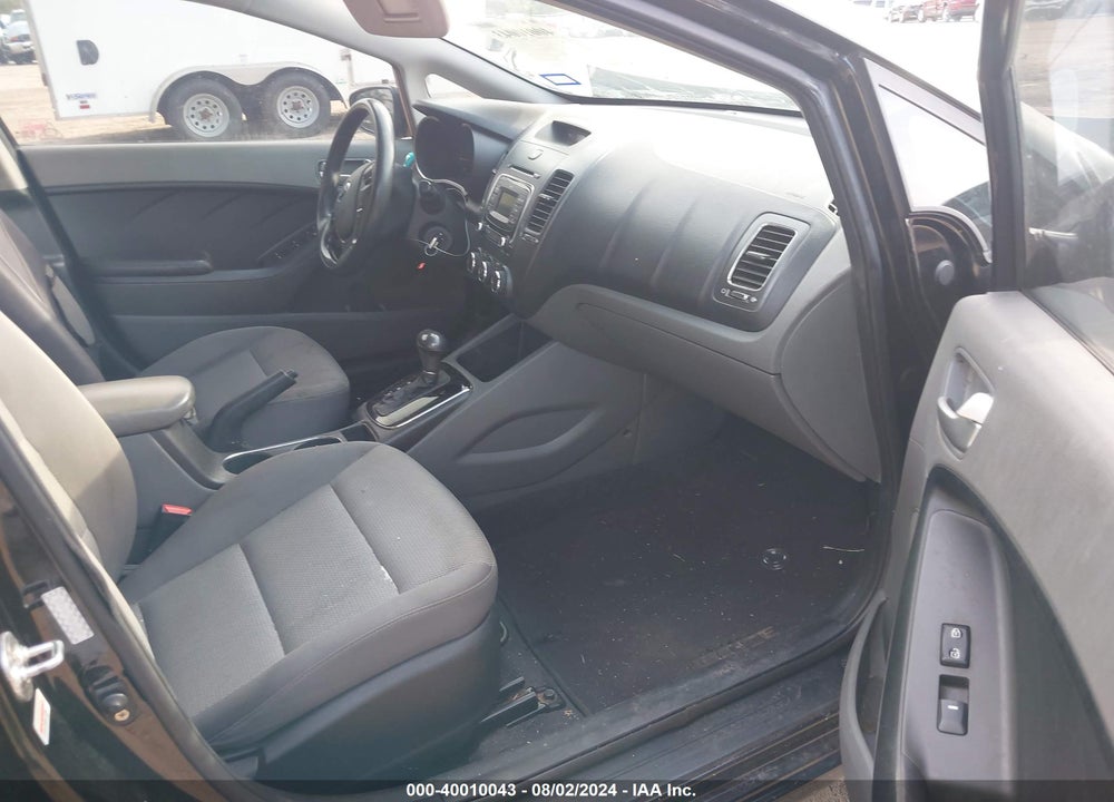 2017 KIA FORTE LX VIN: 3KPFK4A77HE065597
