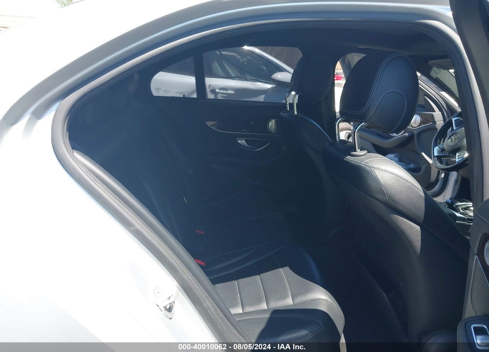 2015 MERCEDES-BENZ C 400 4MATIC VIN: 55SWF6GB5FU039498