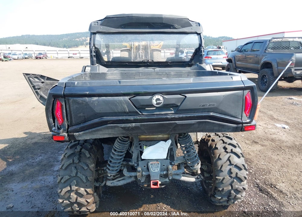 2023 CAN-AM COMMANDER XT 700 VIN: 3JBAKAJ27PK000054