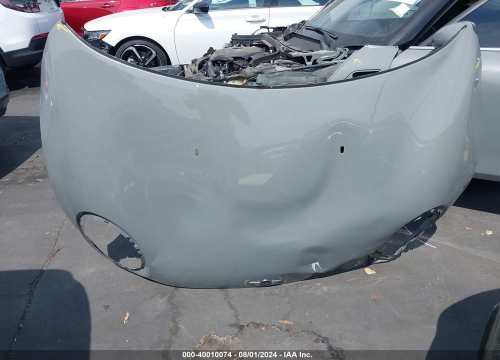 2019 MINI CLUBMAN COOPER VIN: WMWLU1C58K2F30237