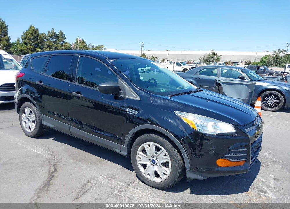 2016 FORD ESCAPE S VIN: 1FMCU0F79GUC12271