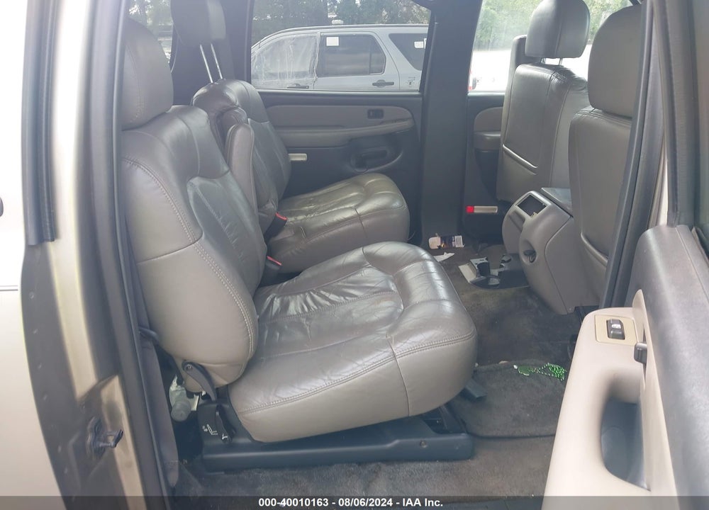 2002 CHEVROLET SUBURBAN 1500 LT VIN: 3GNFK16Z22G312391