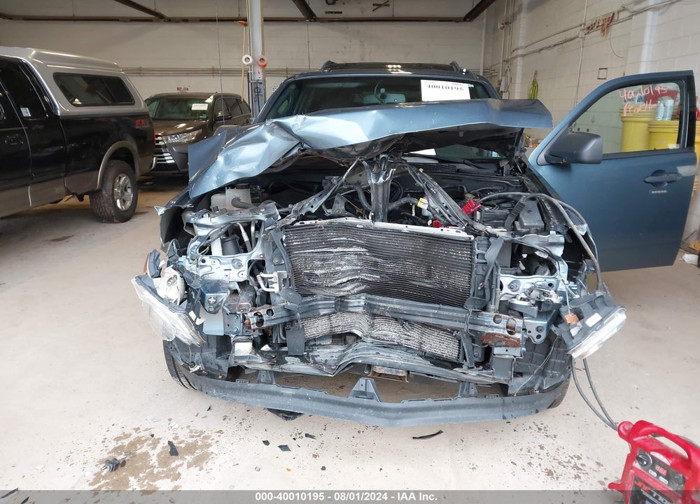 2011 FORD ESCAPE XLT VIN: 1FMCU0D74BKC10807