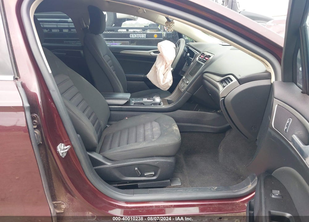 2017 FORD FUSION SE VIN: 3FA6P0HD7HR395860