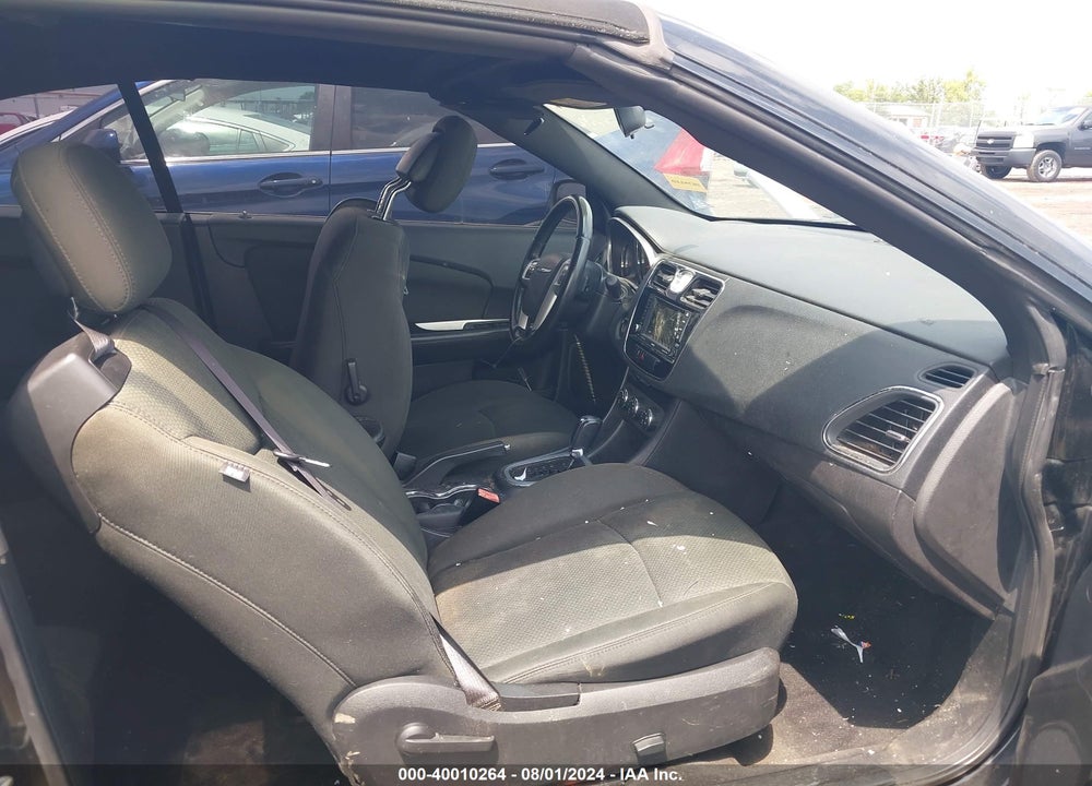 2011 CHRYSLER 200 TOURING VIN: 1C3BC2EGXBN563729