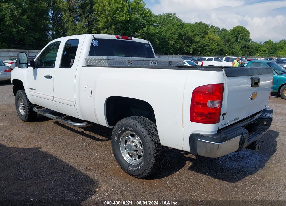 2009 CHEVROLET SILVERADO 2500HD LT VIN: 1GCHC59609E133324