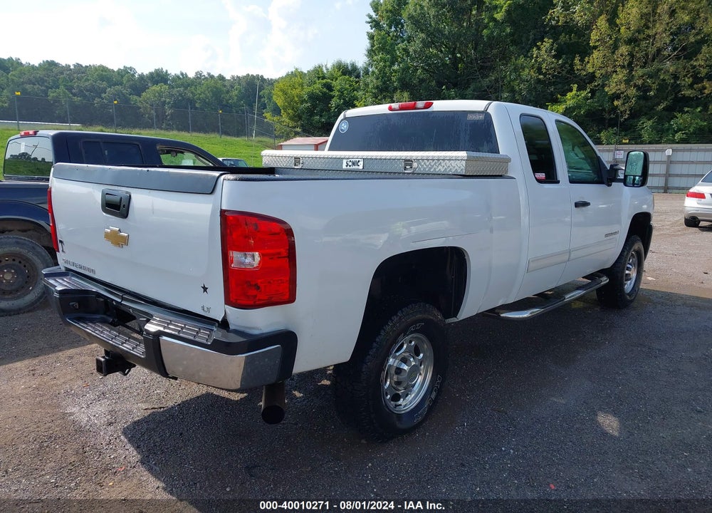 2009 CHEVROLET SILVERADO 2500HD LT VIN: 1GCHC59609E133324