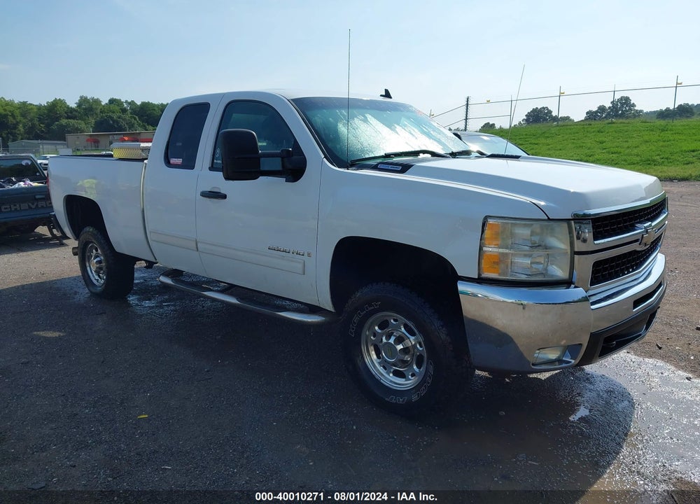 2009 CHEVROLET SILVERADO 2500HD LT VIN: 1GCHC59609E133324
