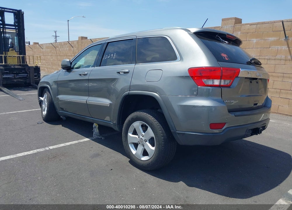 2013 JEEP GRAND CHEROKEE LAREDO VIN: 1C4RJEAG5DC517568