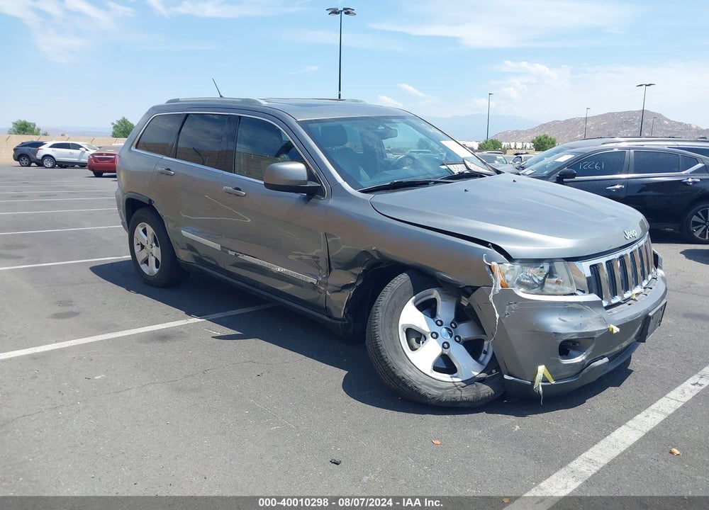 2013 JEEP GRAND CHEROKEE LAREDO VIN: 1C4RJEAG5DC517568