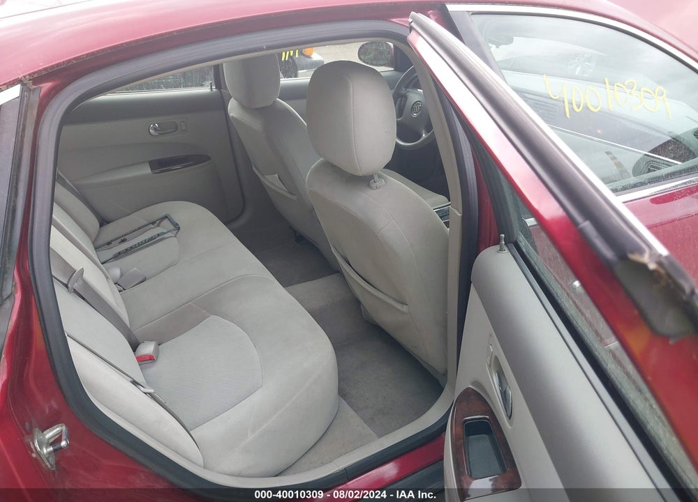 2008 BUICK LACROSSE CX VIN: 2G4WC582181135780
