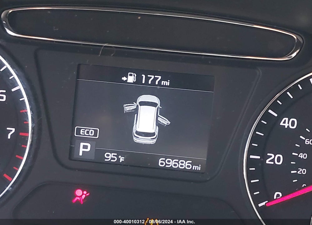 2019 KIA SORENTO 2.4L LX VIN: 5XYPG4A39KG501735