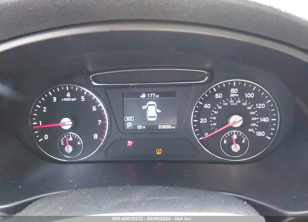 2019 KIA SORENTO 2.4L LX VIN: 5XYPG4A39KG501735