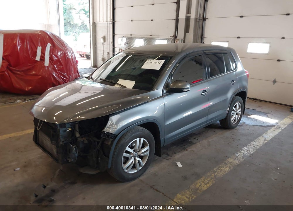 2013 VOLKSWAGEN TIGUAN S VIN: WVGBV3AX4DW623918