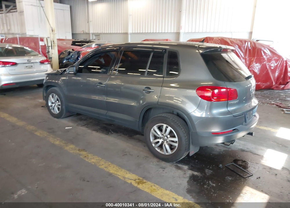 2013 VOLKSWAGEN TIGUAN S VIN: WVGBV3AX4DW623918