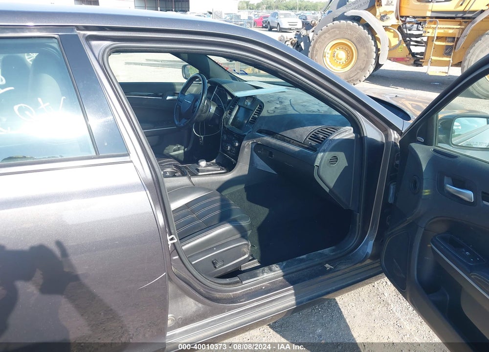 2019 CHRYSLER 300 300S AWD VIN: 2C3CCAGGXKH586030