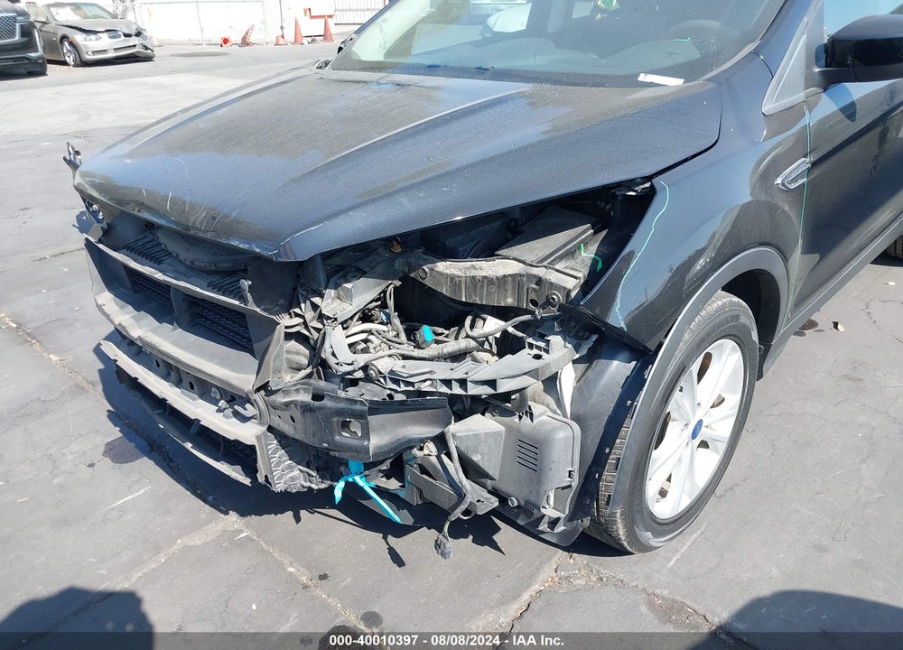 2018 FORD ESCAPE SE VIN: 1FMCU0GD2JUC40876