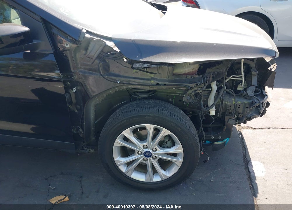 2018 FORD ESCAPE SE VIN: 1FMCU0GD2JUC40876