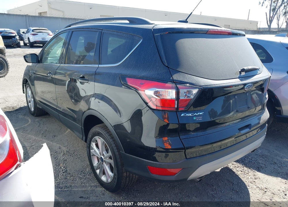 2018 FORD ESCAPE SE VIN: 1FMCU0GD2JUC40876