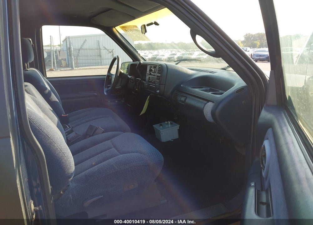 1996 CHEVROLET GMT-400 K1500 VIN: 2GCEK19R2T1163829