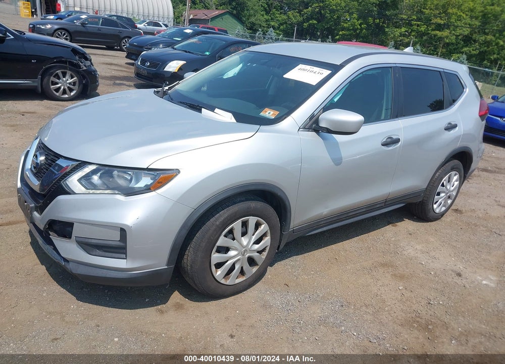 2017 NISSAN ROGUE S VIN: 5N1AT2MM8HC779559